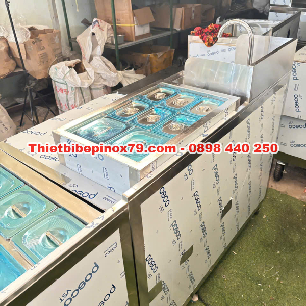 QUẦY PHA CHẾ INOX 304 CỬA LÙA TÍCH HỢP CHẬU RỬA VÀ THÙNG ĐÁ KHAY TOPPING